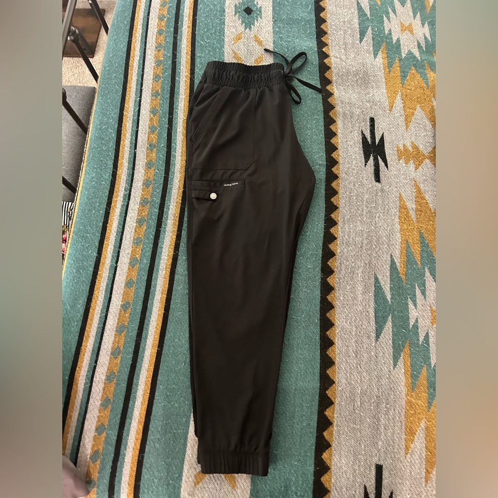 Women’s Healing Hands Jogger Scrub Bottoms